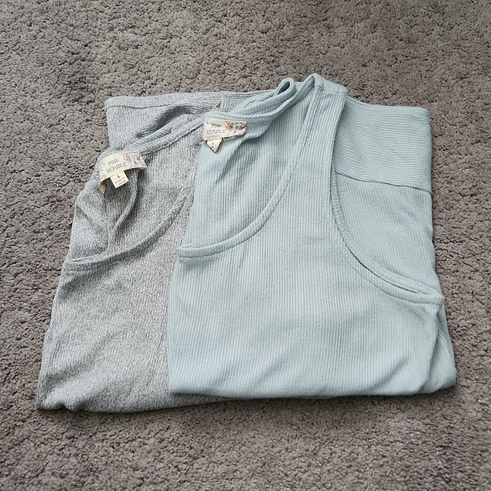 💥 5 for $25!! Pink Republic Knit Tank Bundle